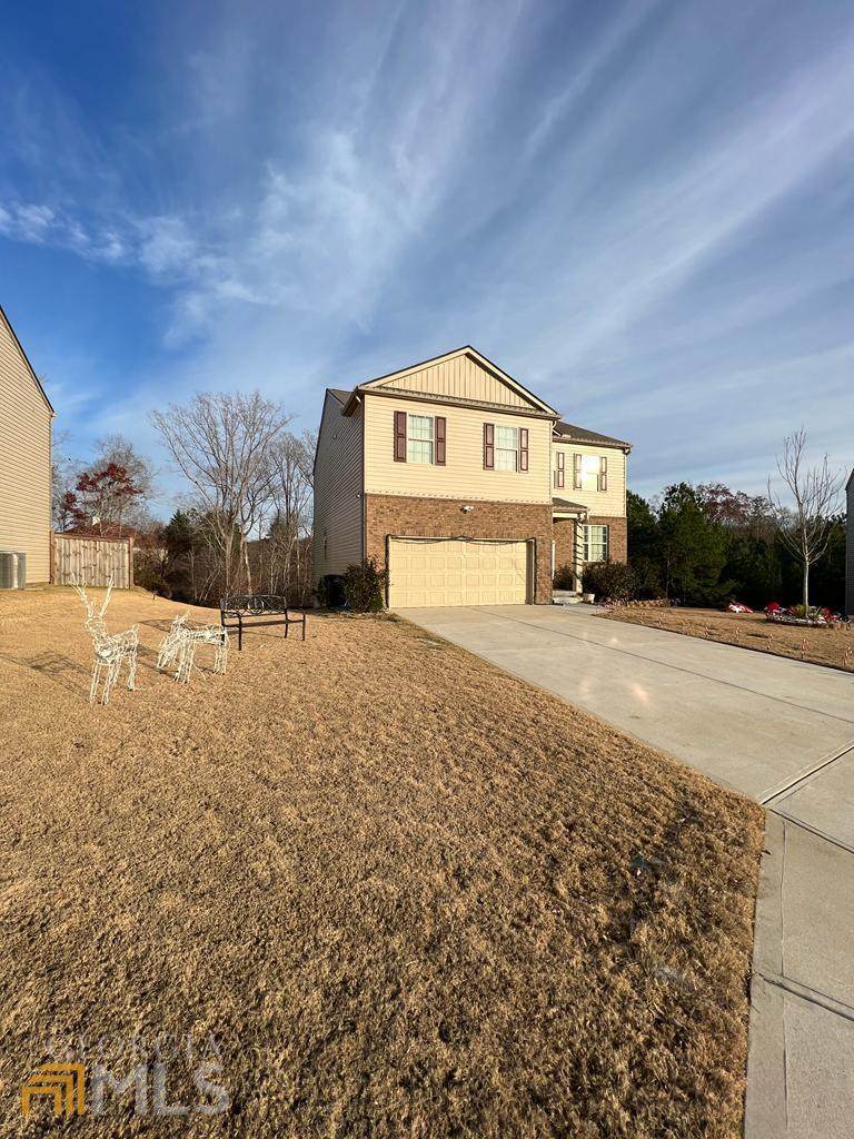 3315 Heatherwood Drive - Photo 1