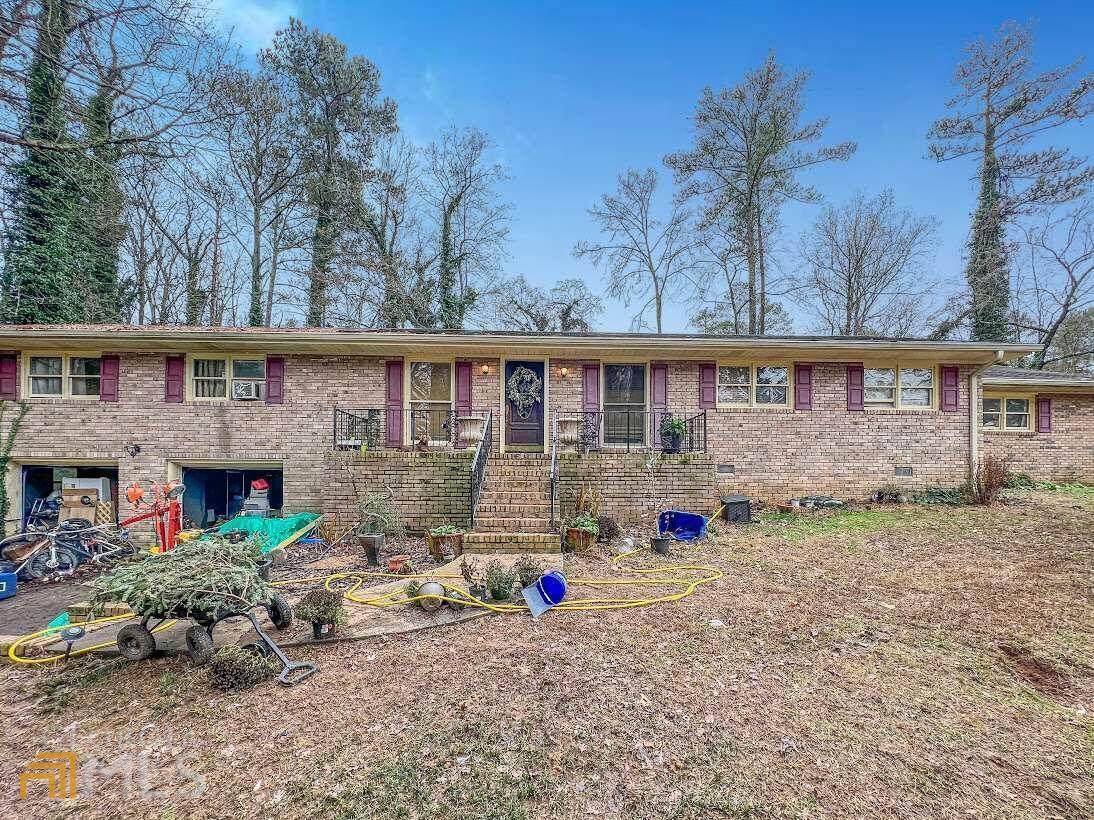 2568 Holly Lane - Photo 1