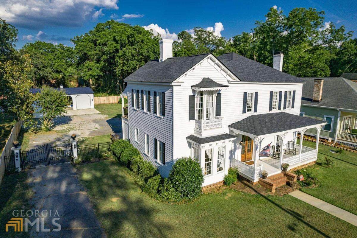 309 Alexander Avenue - Photo 1