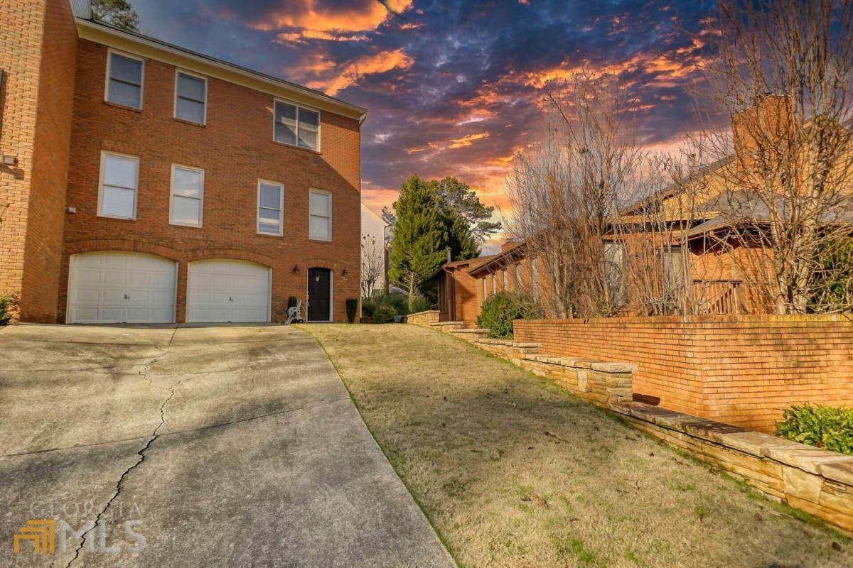 310 Halah Circle - Photo 1