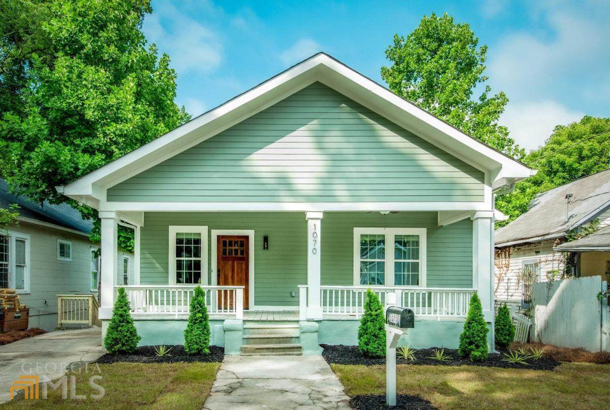1070 White Oak Avenue - Photo 1
