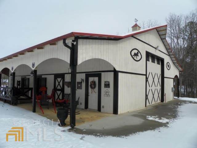 440 Teepee Trail - Photo 1