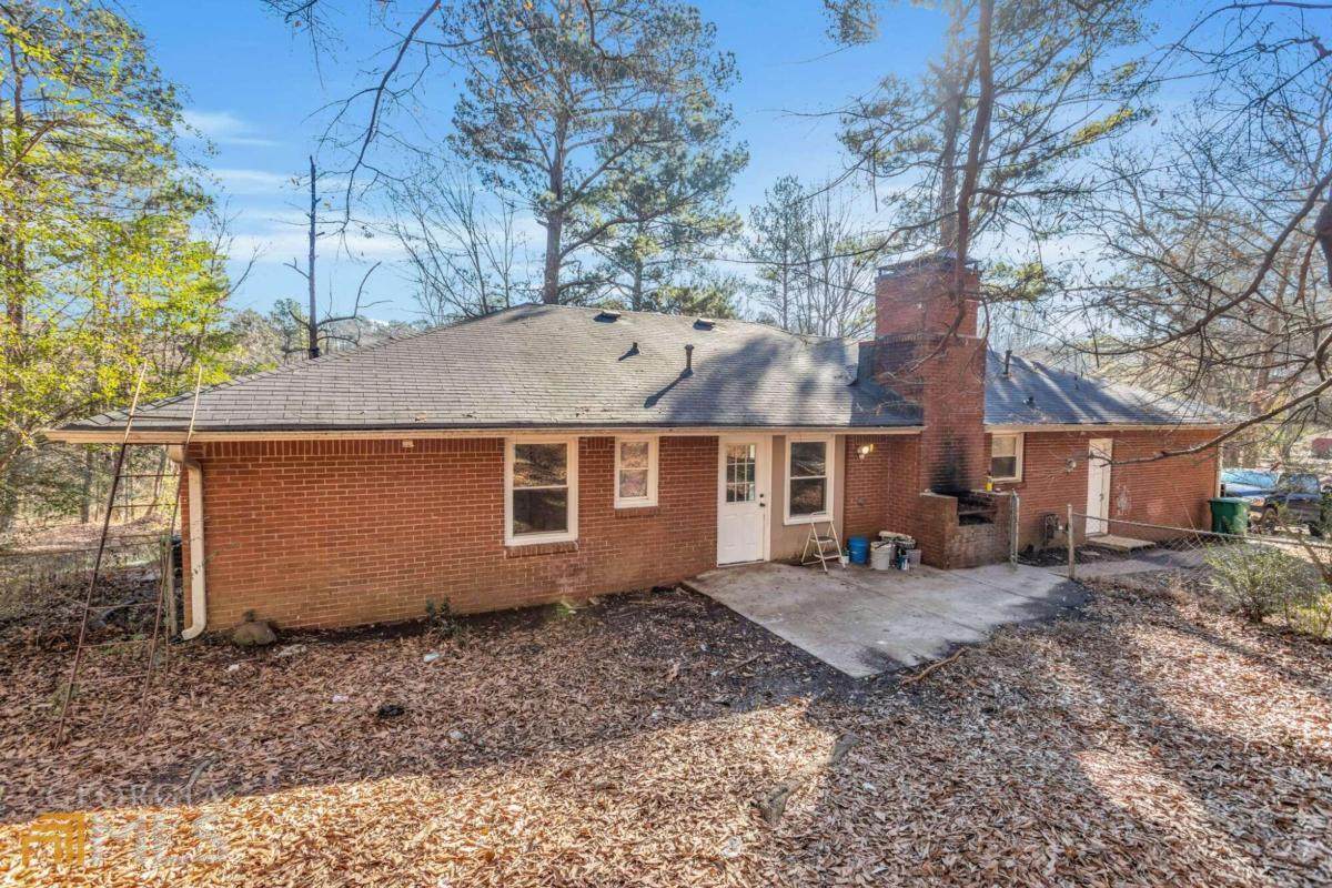 3877 Panthersville Road - Photo 1