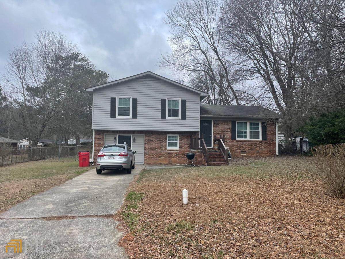 1678 Kinglet Road - Photo 1