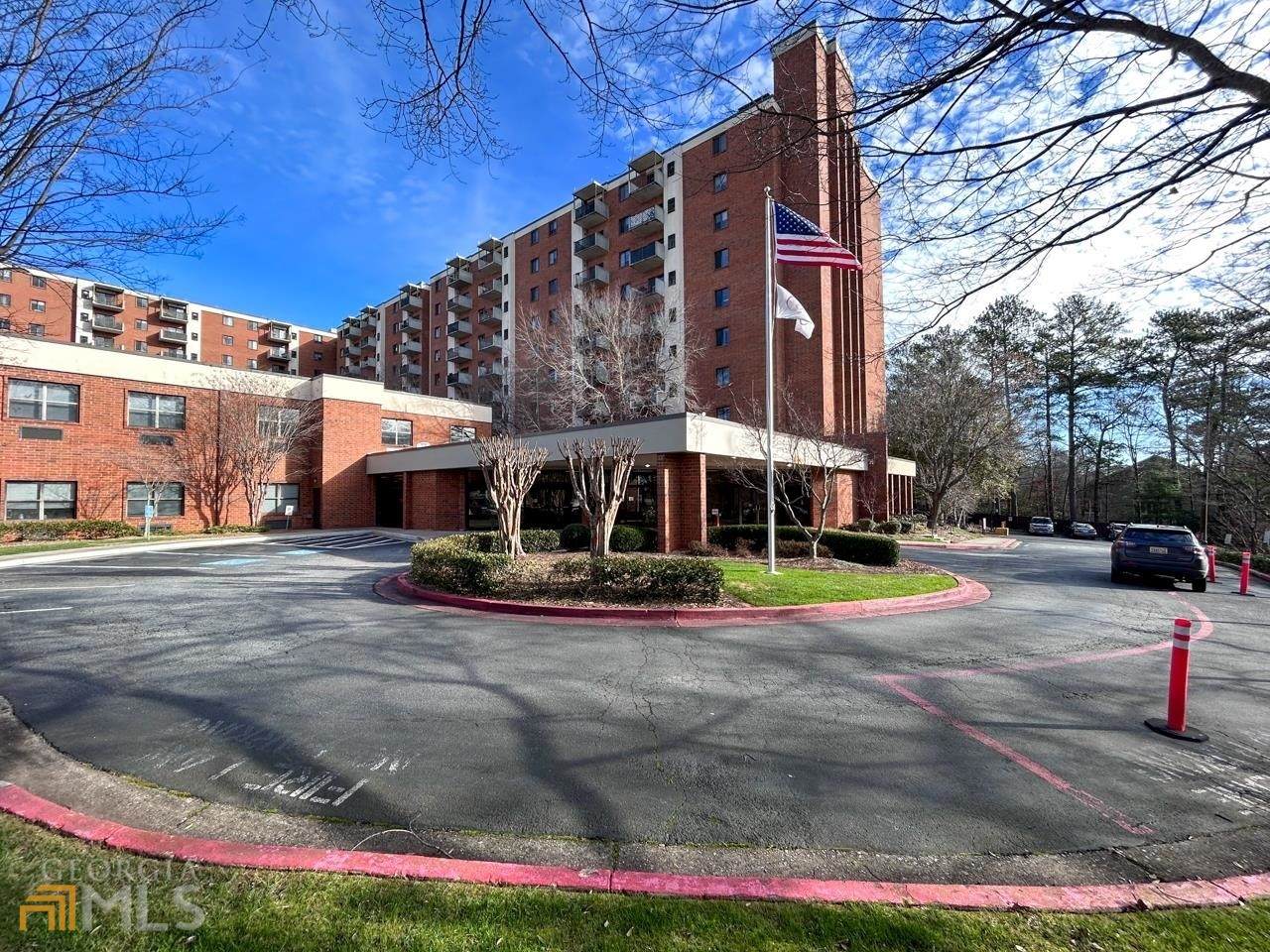 300 Johnson Ferry Road - Photo 1