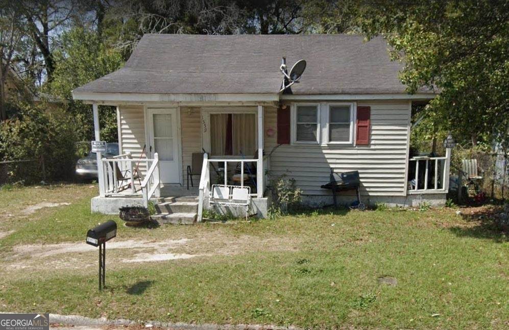 1567 Wellworth Avenue - Photo 1