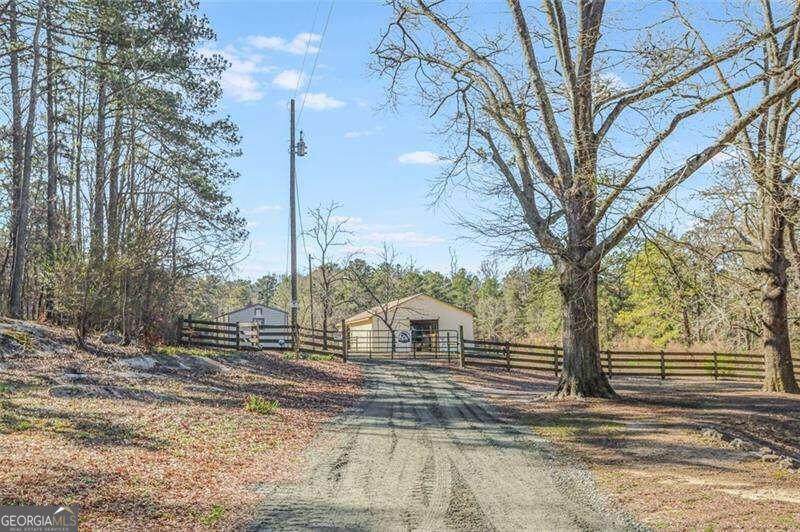 6133 Brownsville Lithia Springs Road - Photo 1