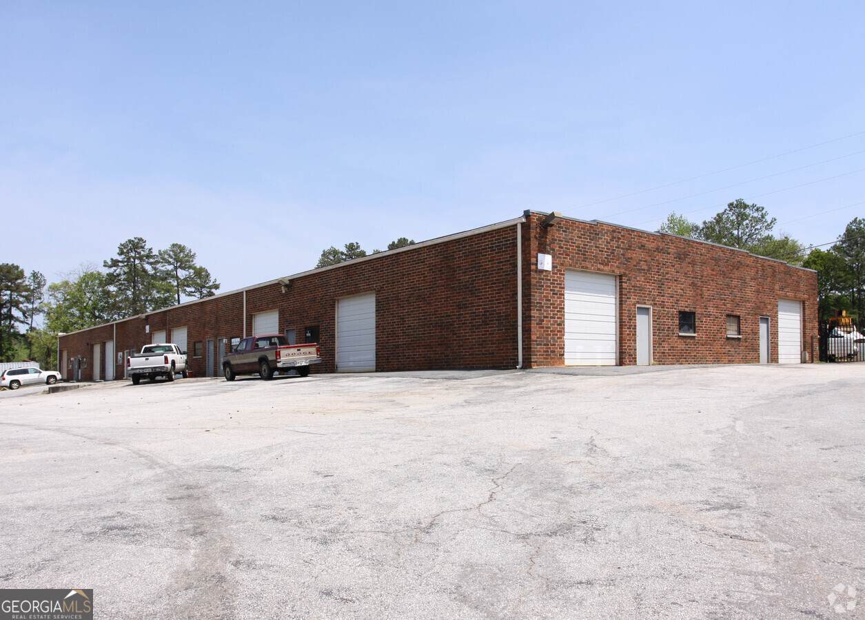 2182 Coffee Road - Photo 1
