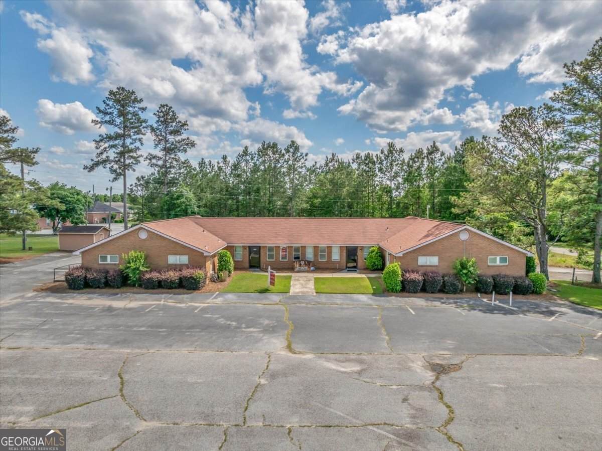 818 Professional Center Drive - Photo 1