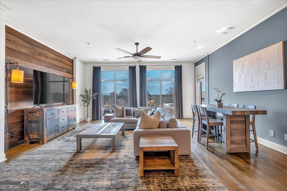 360 Chambers Street - Photo 1