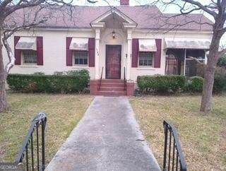 1148 Hillyer Avenue - Photo 1