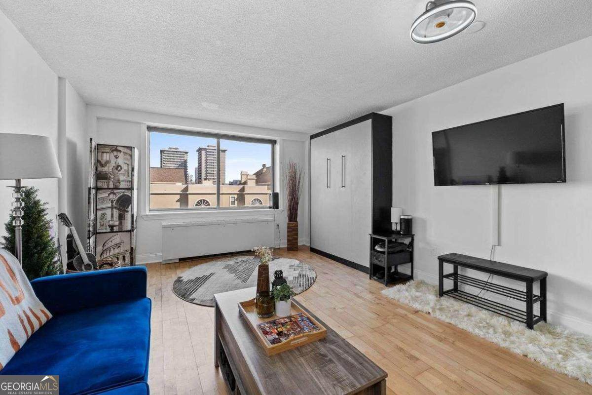 2479 Peachtree Road - Photo 1