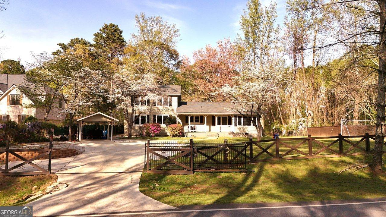 1718 Pucketts Drive - Photo 1