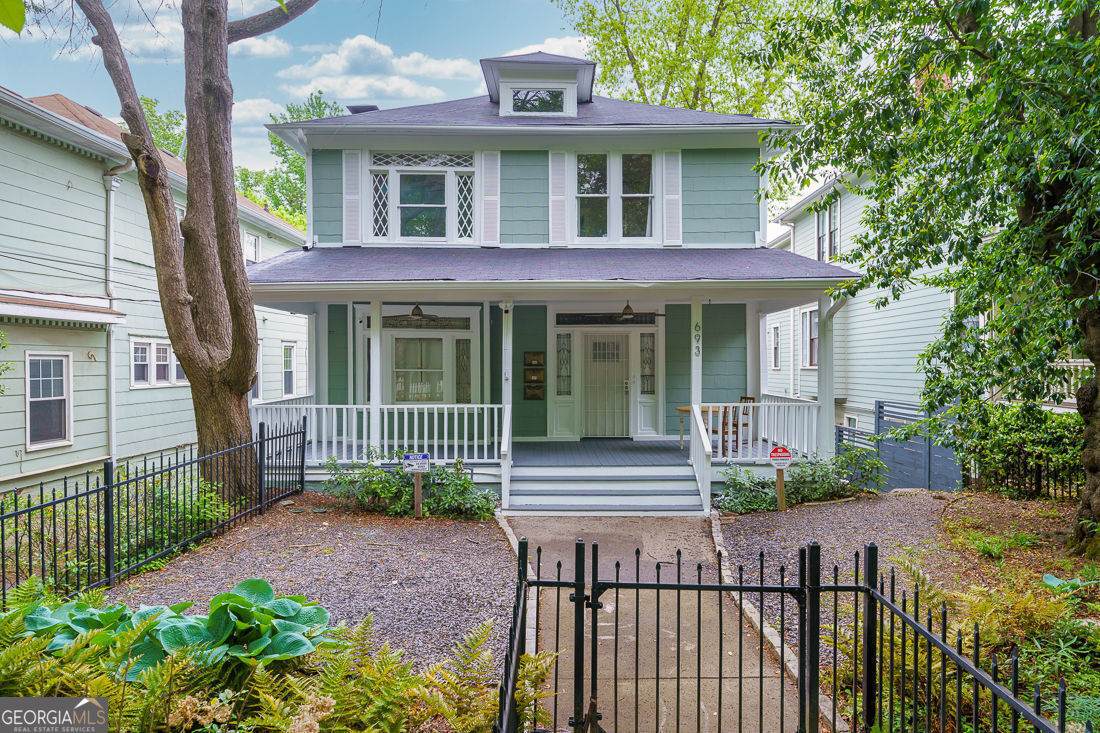 693 Myrtle Street - Photo 1