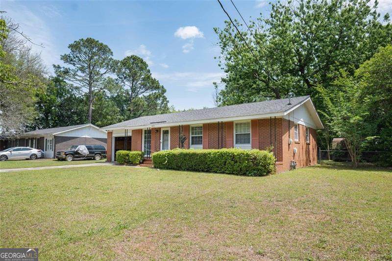 414 Charles Drive - Photo 1