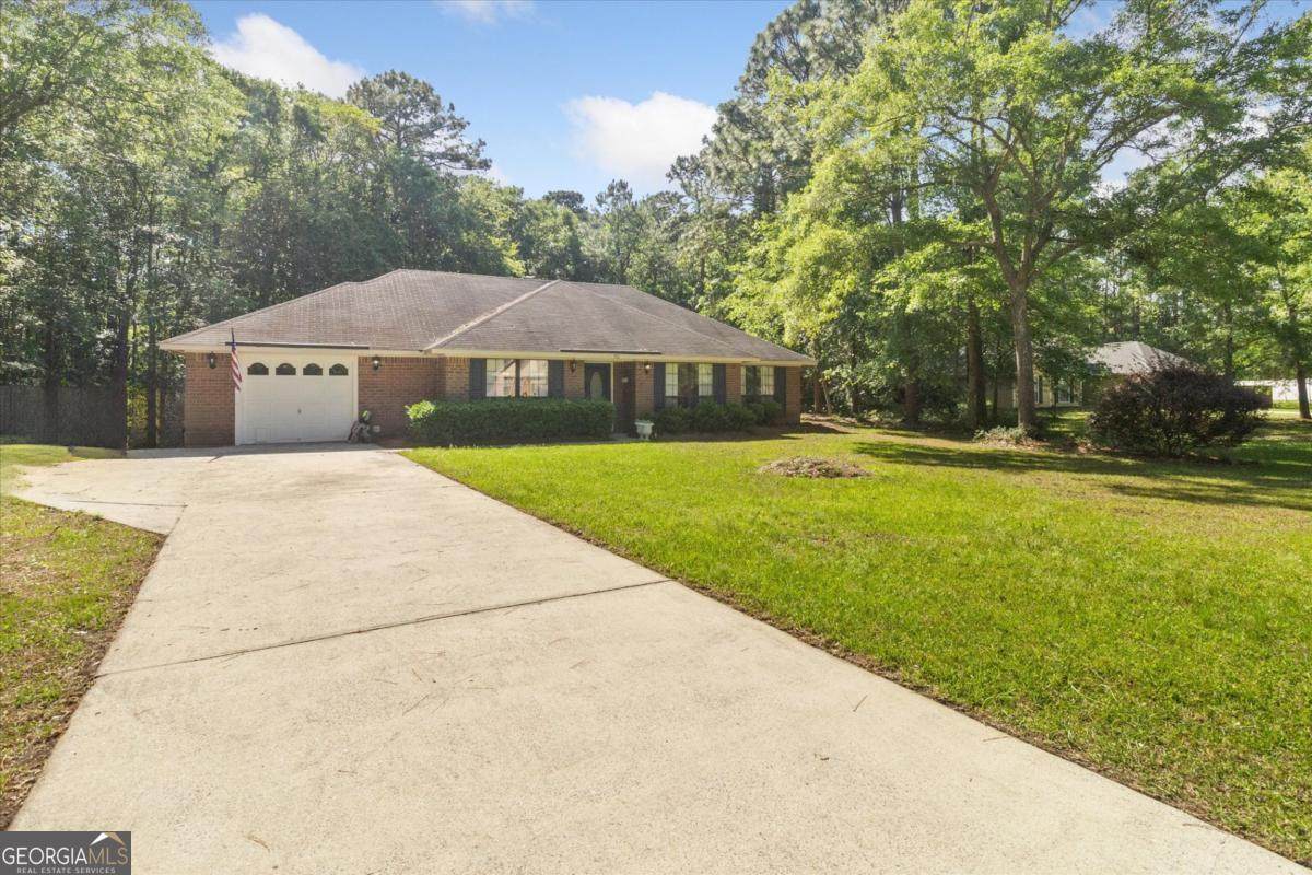 92 Huntington Court - Photo 1