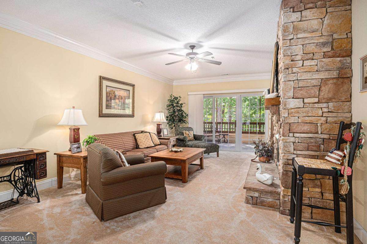 94 Gleneagle Court - Photo 1