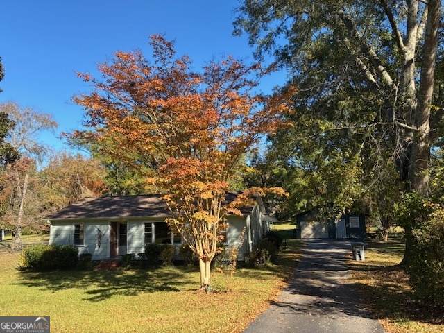 215 Poplar Circle - Photo 1