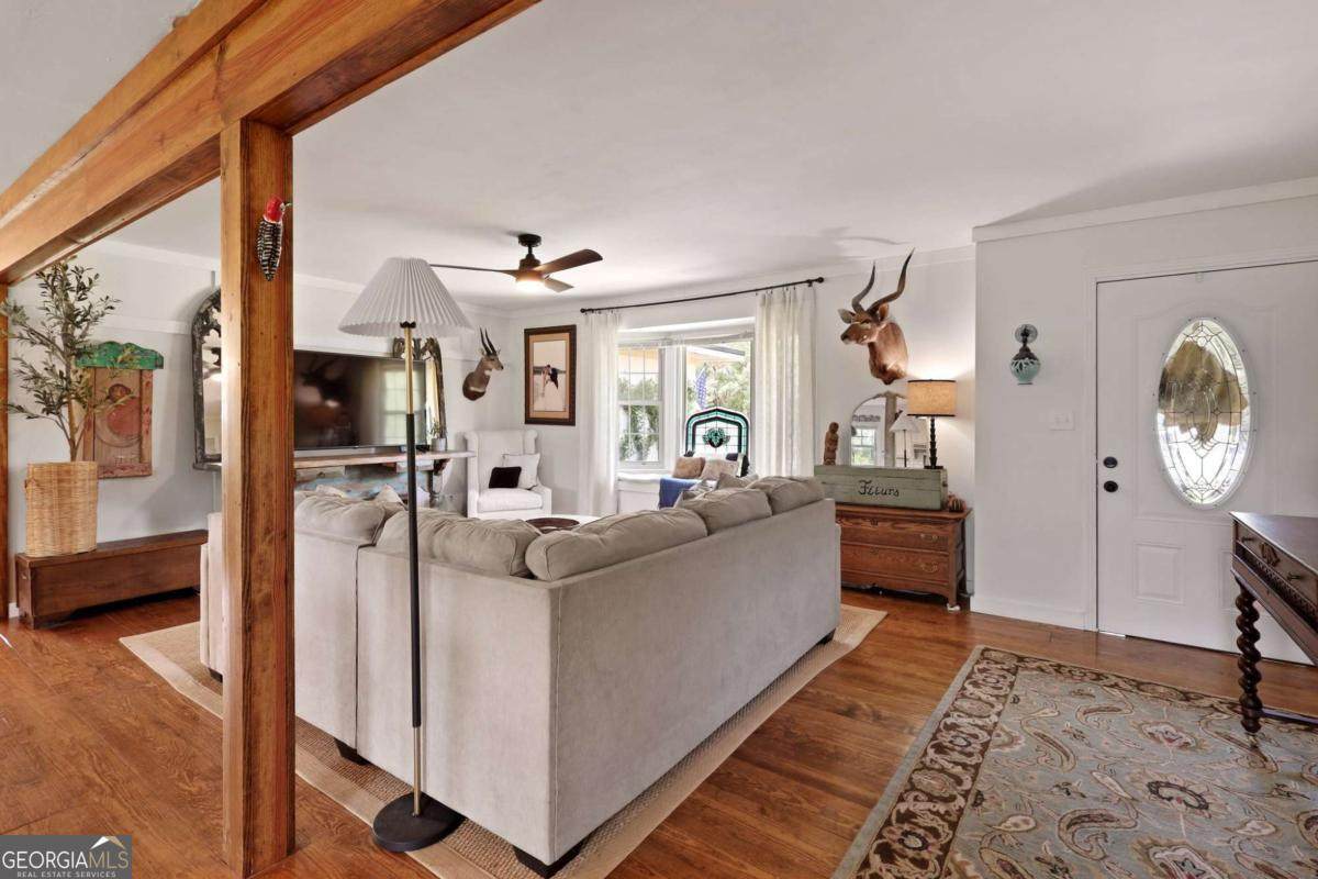 48 Lasalle Street - Photo 1