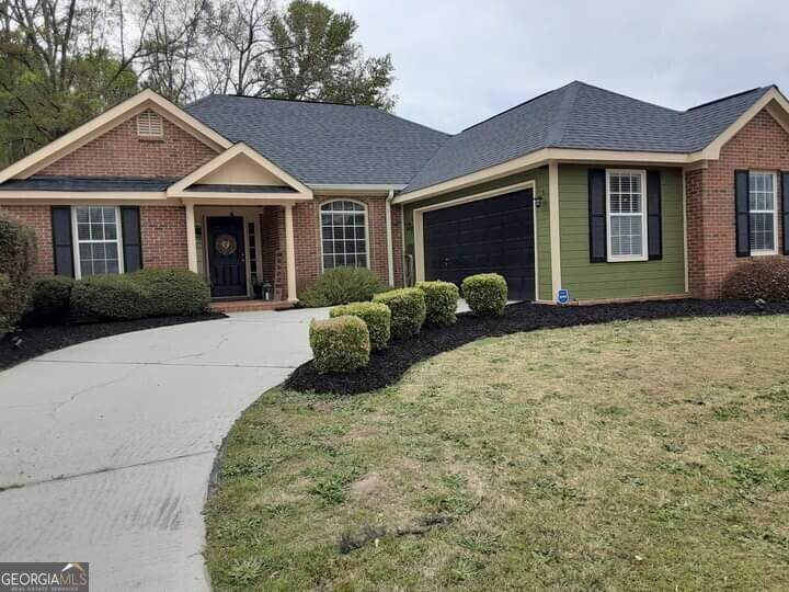141 Simsbury Lane - Photo 1