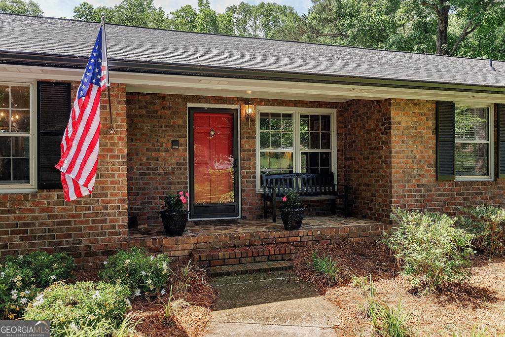 226 Baker Street - Photo 1