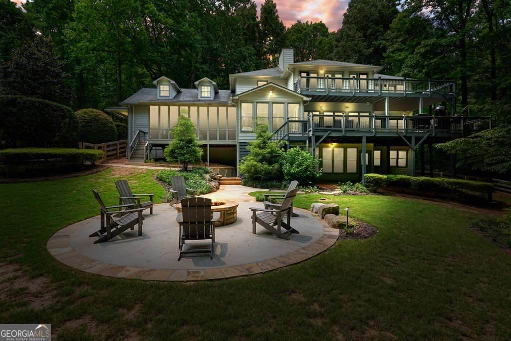 627 Apache Trail - Photo 1