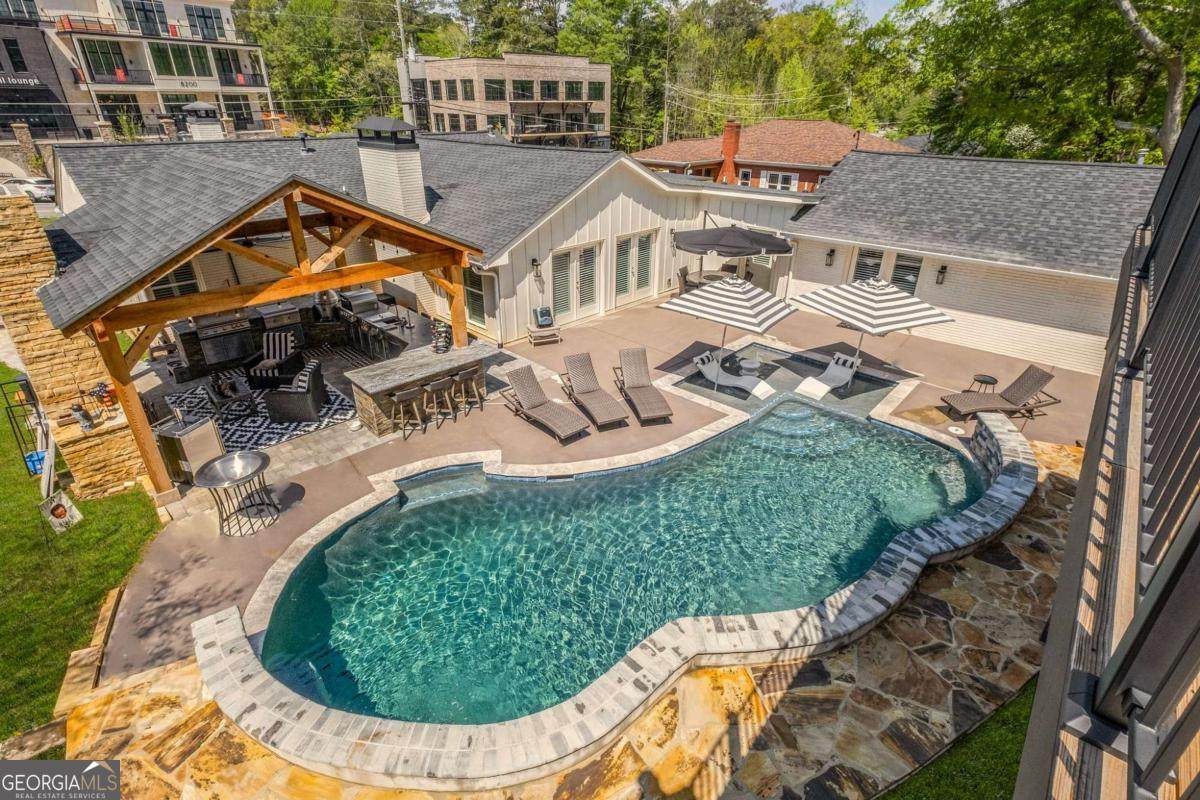 8175 Main Street - Photo 1