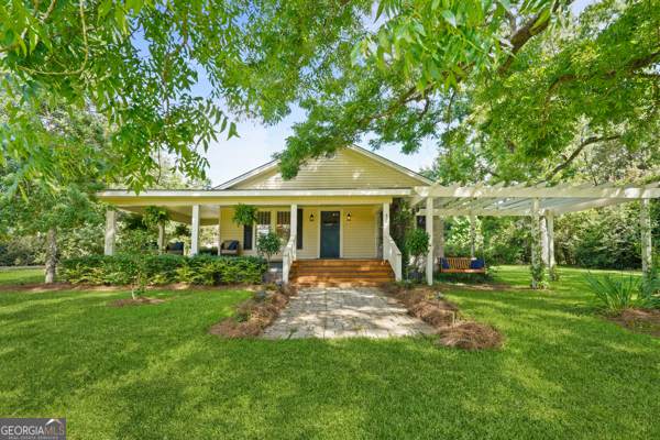 439 Dover Road - Photo 1