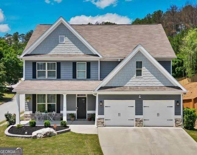 380 Longwood Place - Photo 1