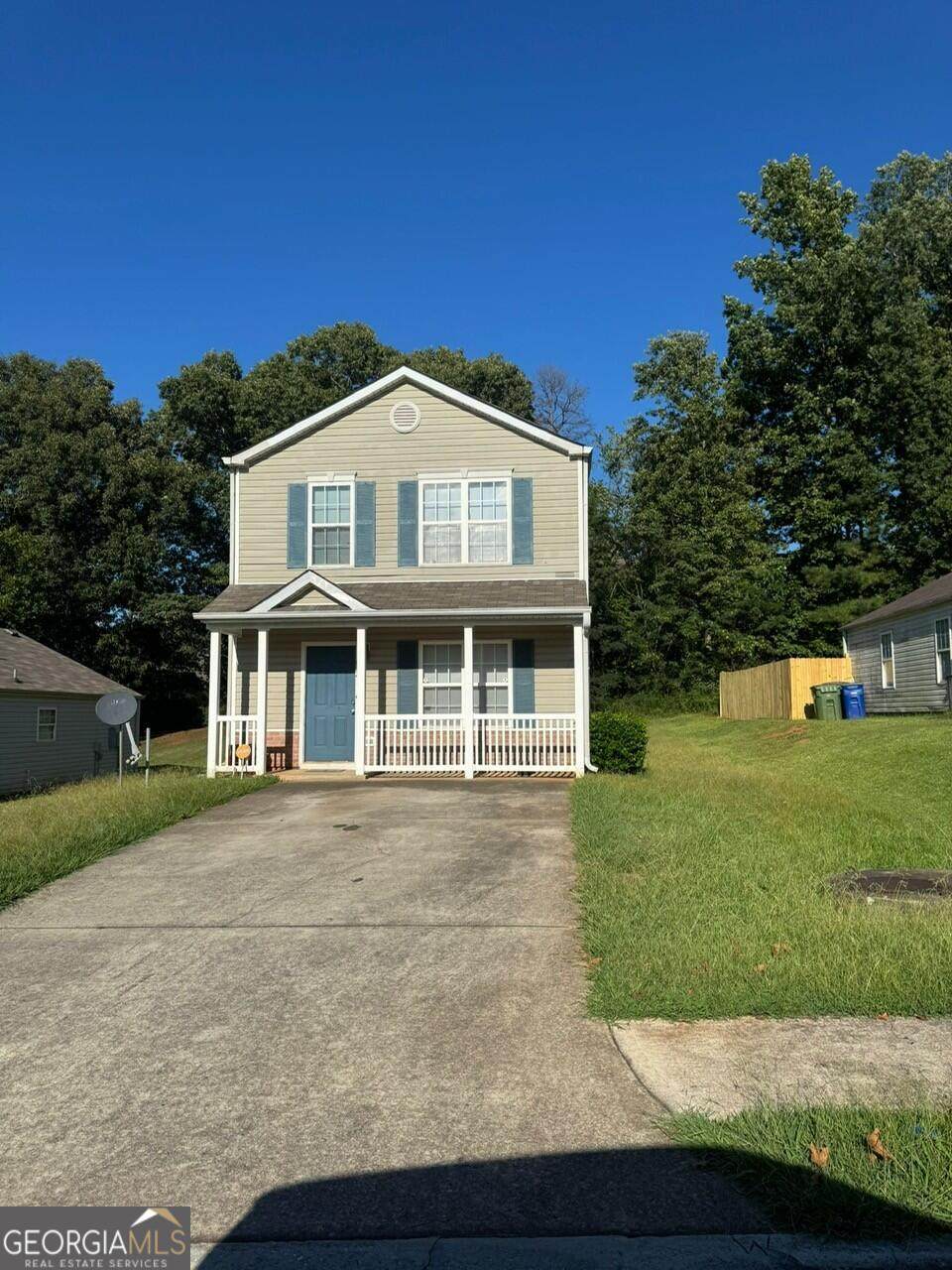 1652 Hallmark Hills Drive - Photo 1