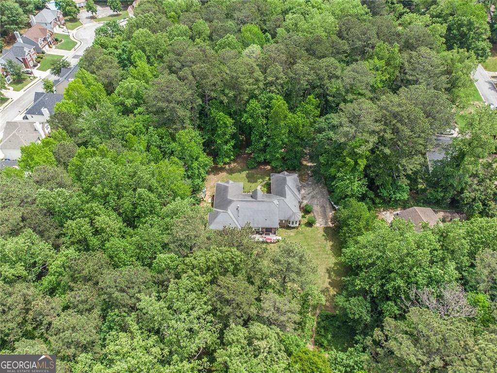 1600 Glenview Drive - Photo 1