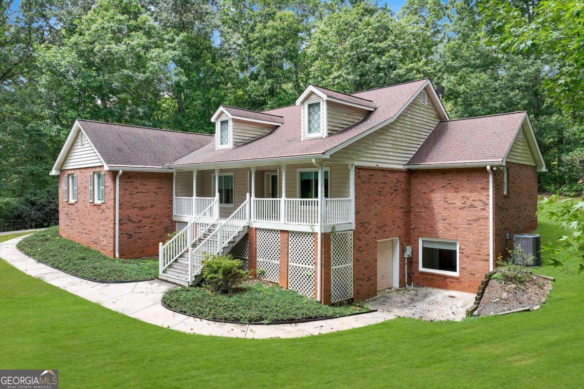 7635 Saddle Creek Trail - Photo 1