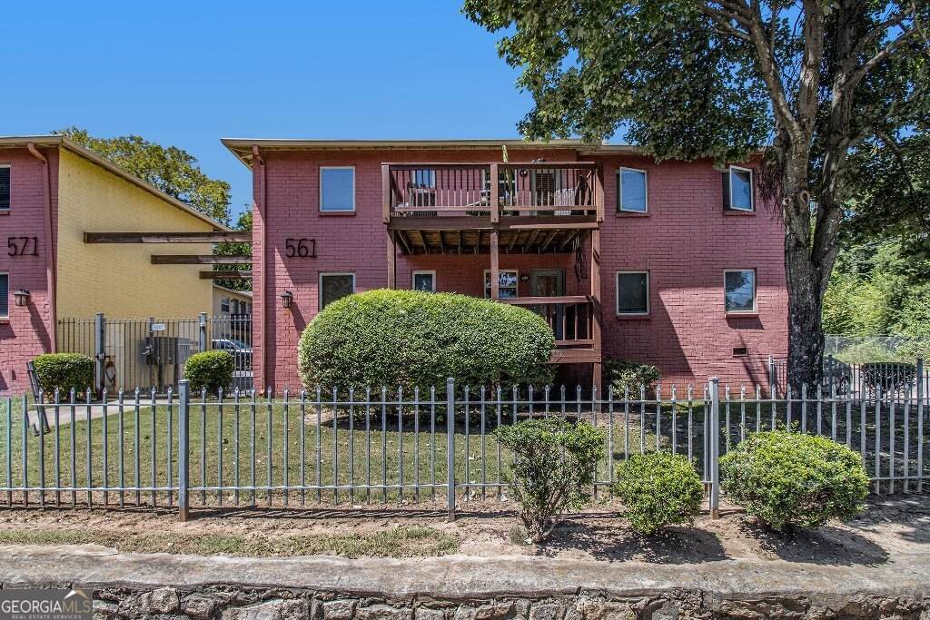 561 Formwalt Street - Photo 1