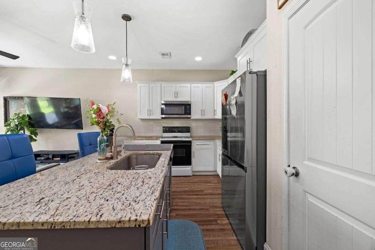 378 Hood Park Drive - Photo 1