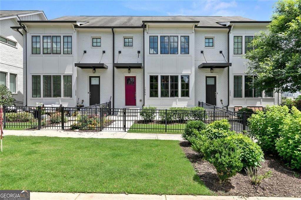 1954 Summit Trace Circle - Photo 1