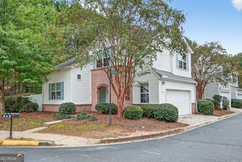 363 Hiawassee Drive - Photo 1