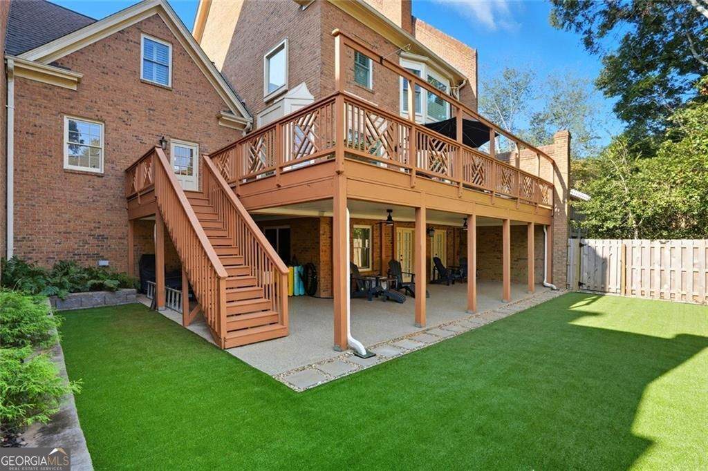 1275 Fairfield - Photo 1