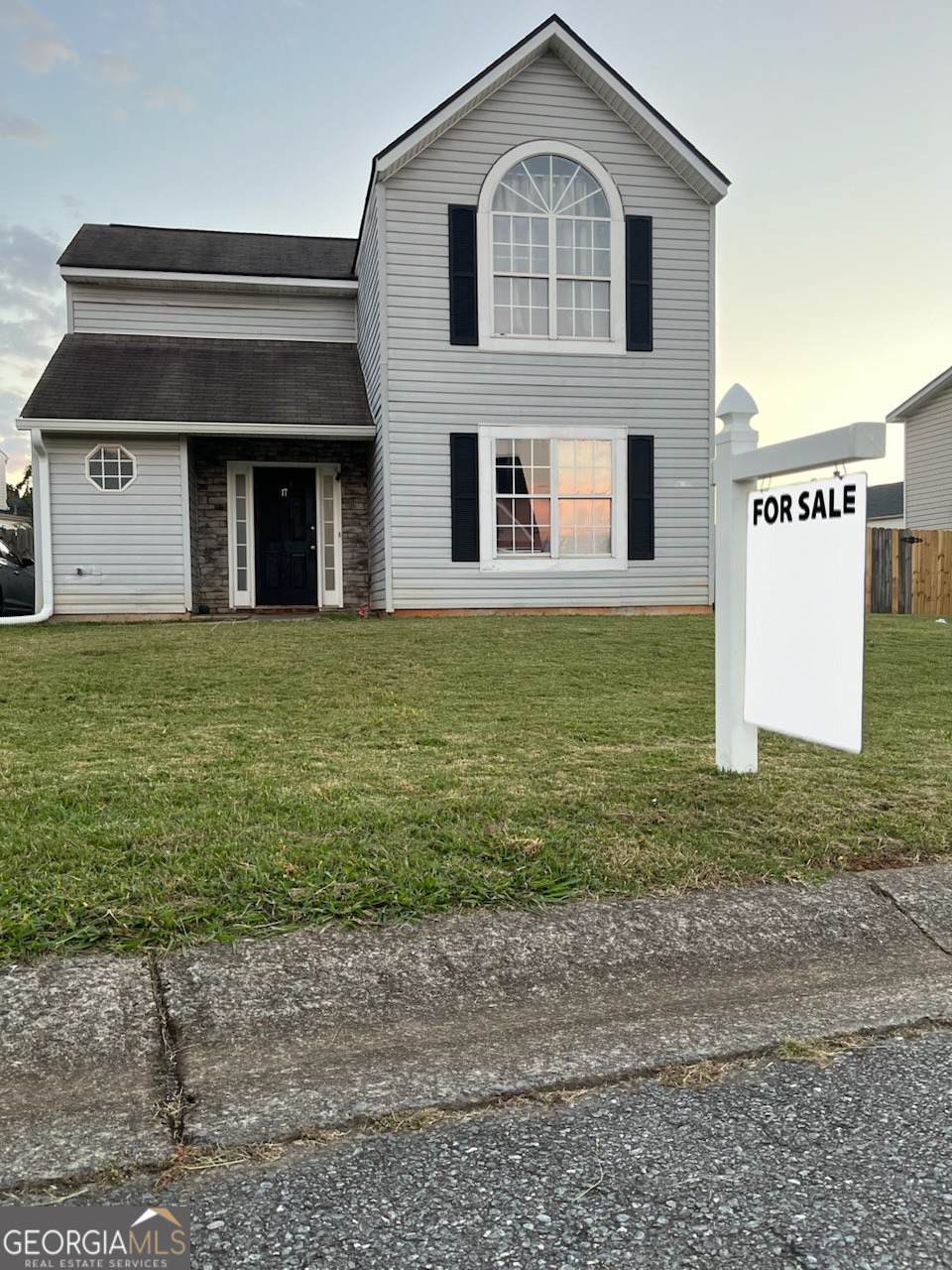 17 Benfield Circle - Photo 1