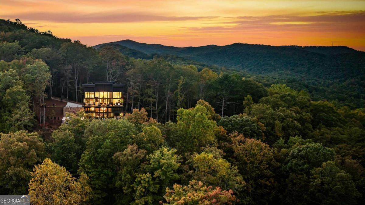 321 Skylight Drive - Photo 1