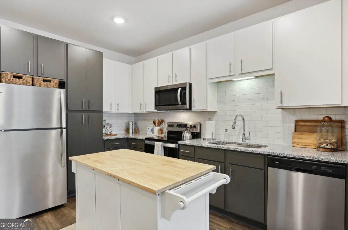 75 Overlook Parkway - Photo 1