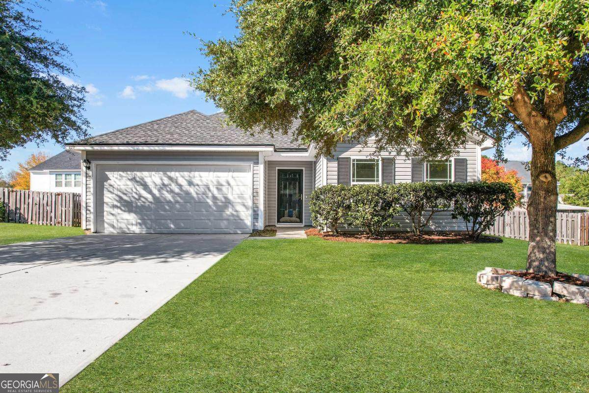 427 Seabreeze Drive - Photo 1