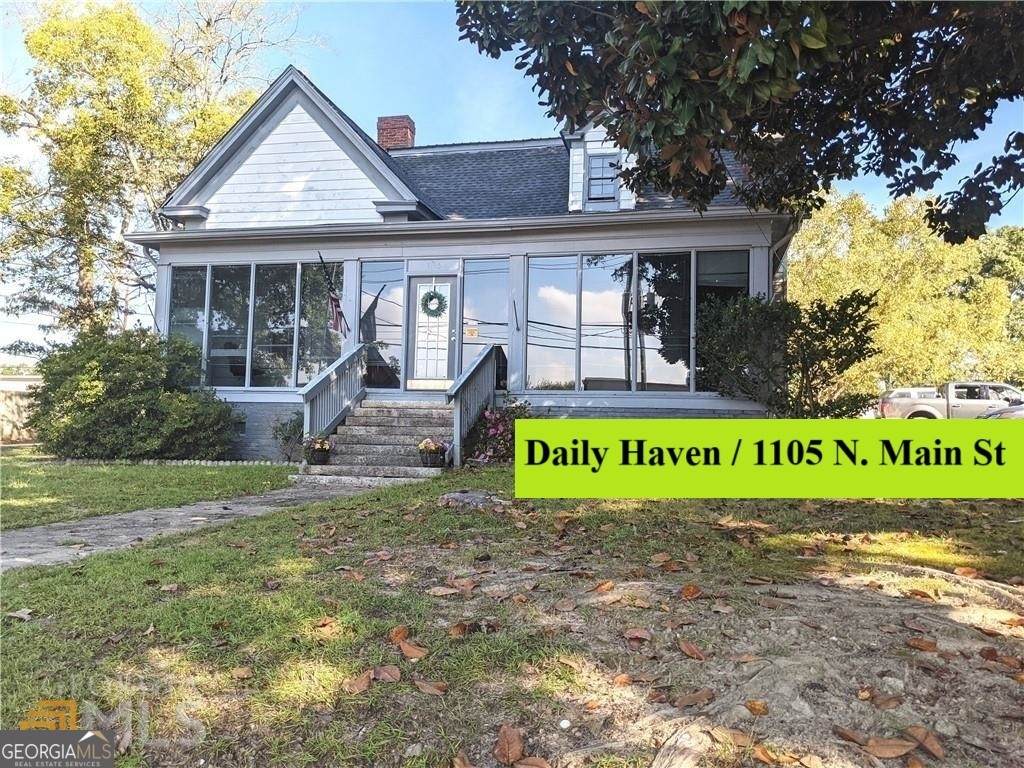 1105 Main Street - Photo 1