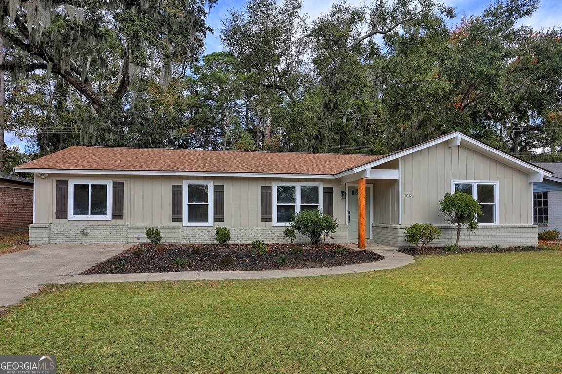 108 Greenbriar Drive - Photo 1