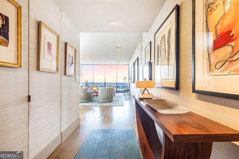 2575 Peachtree Road - Photo 1