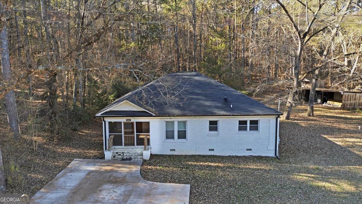 5506 Highway 81 - Photo 1