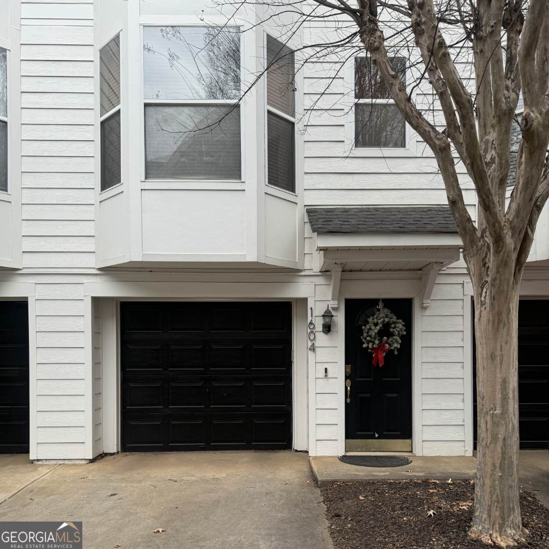 951 Glenwood Avenue - Photo 1