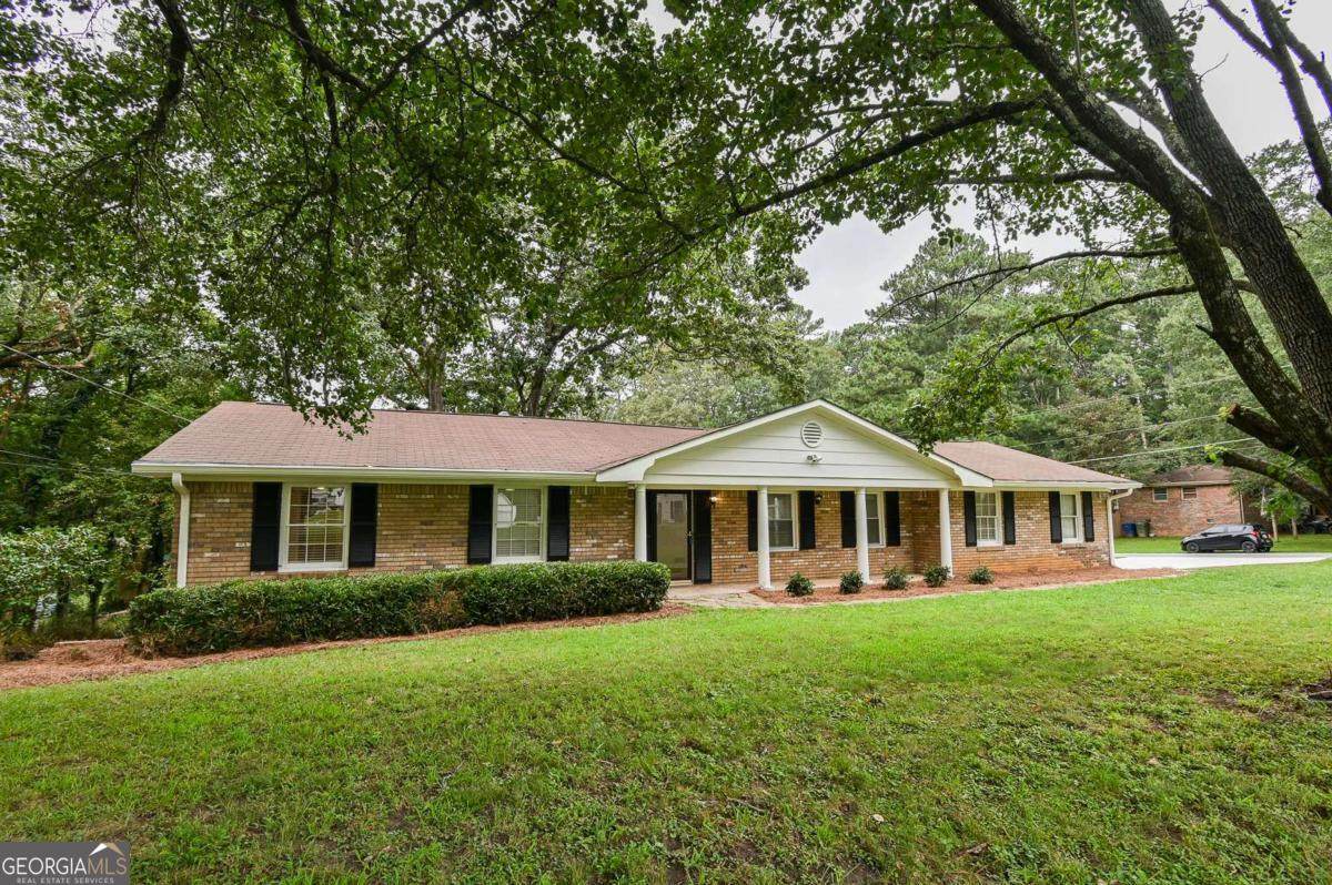 200 Polk Avenue - Photo 1