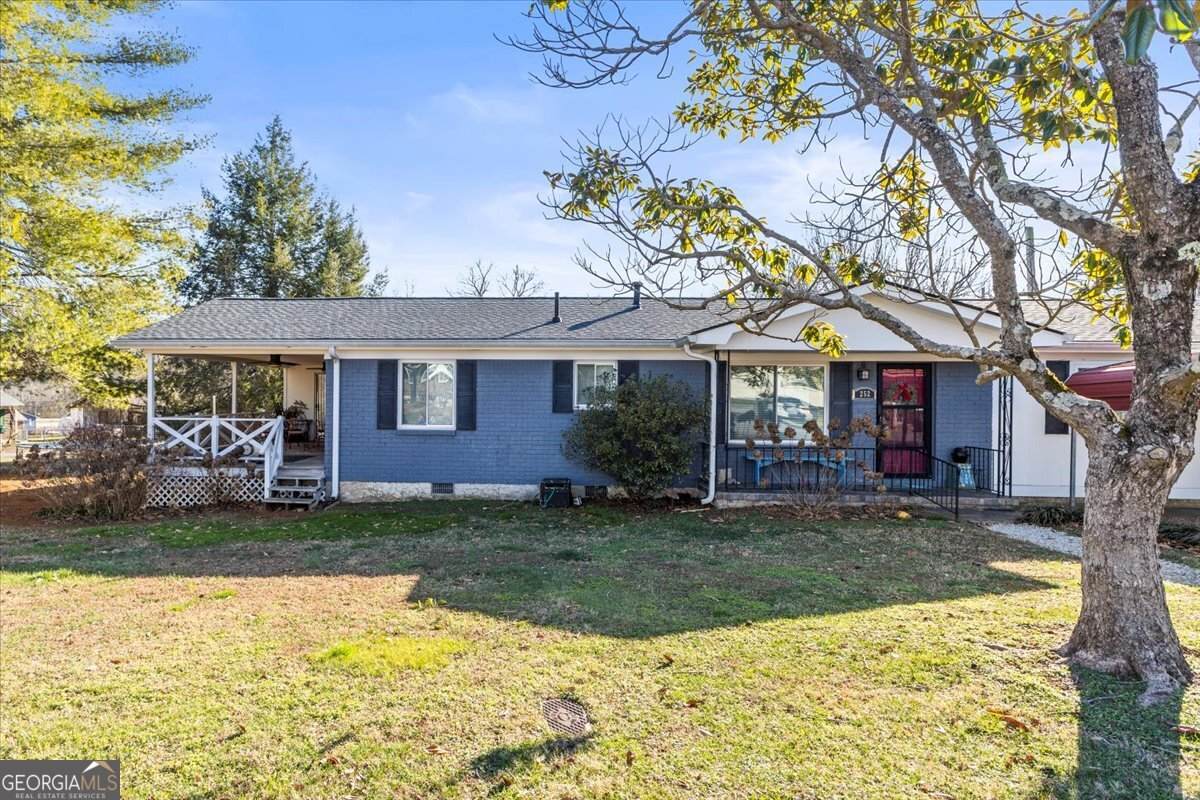 252 Langley Drive - Photo 1