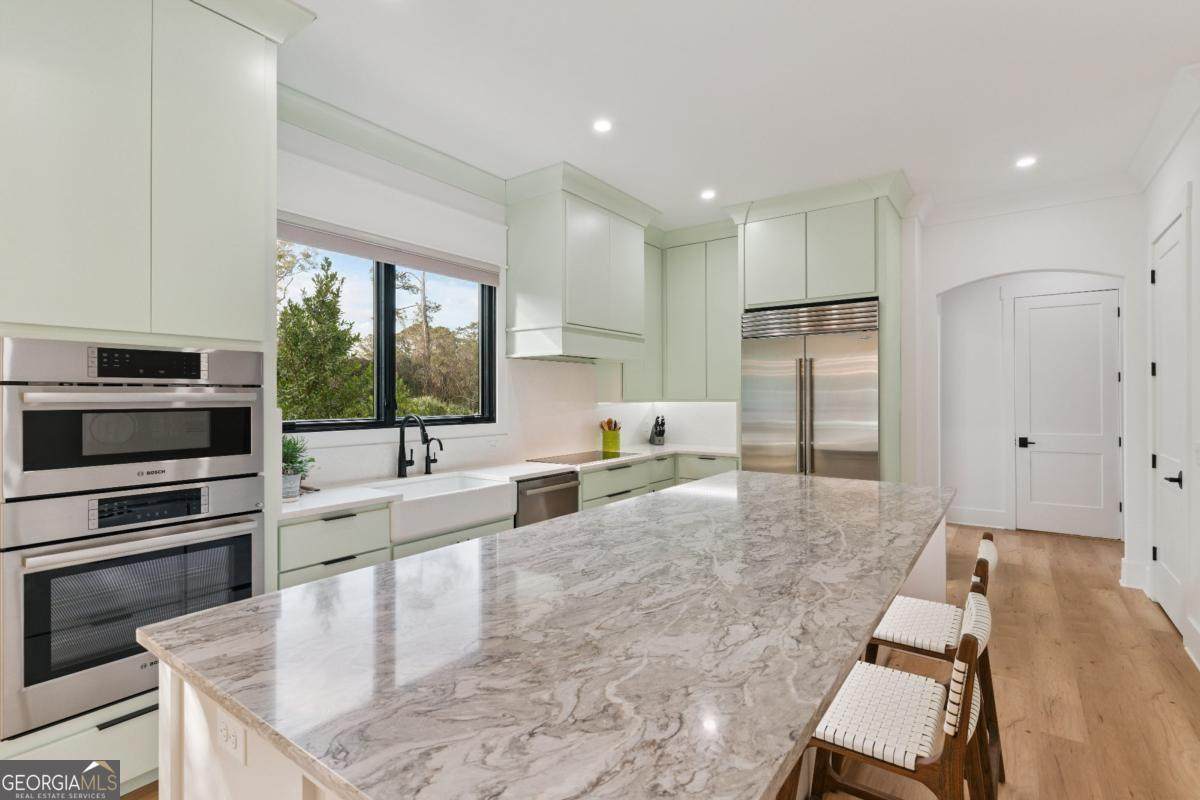 669 Arnold Lane - Photo 1