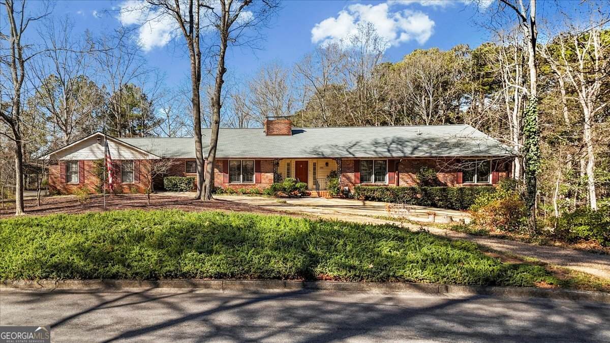 111 Tanglewood Drive - Photo 1